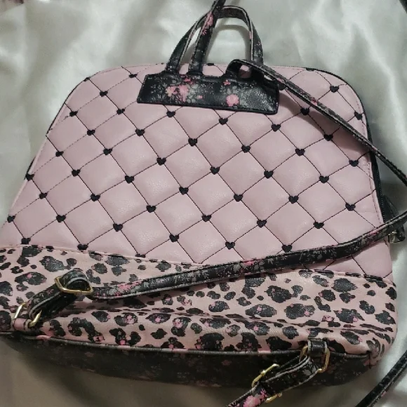 Betsey Johnson Pink Quilted Backpack with Leopard Print - Picture 4 of 5